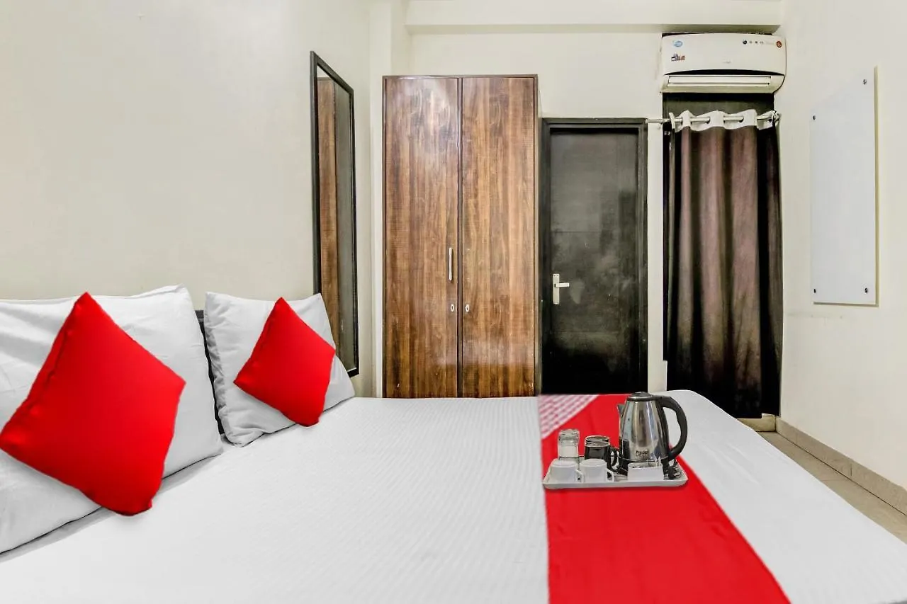 Hotal O Em Home Stay Delhi (National Capital Territory of India)
