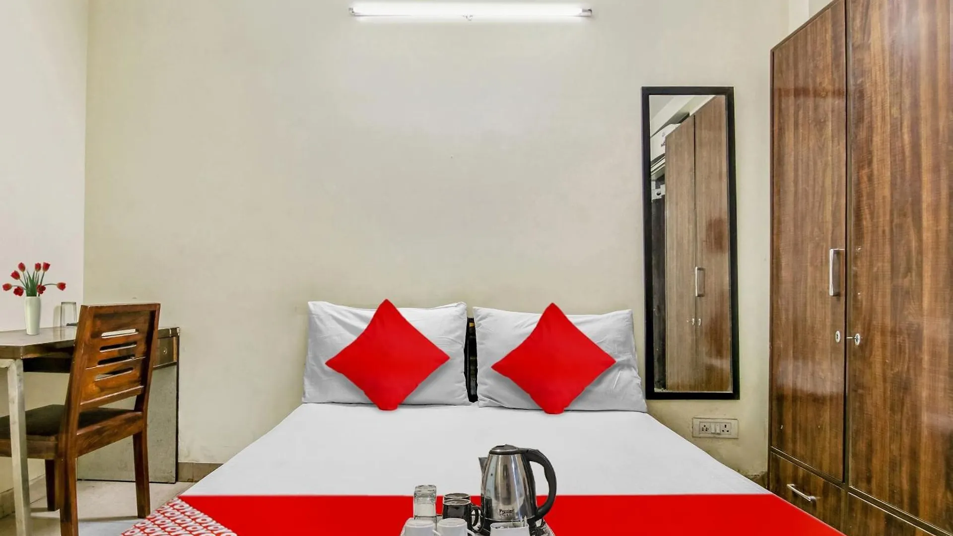 Hotal O Em Home Stay Delhi (National Capital Territory of India)